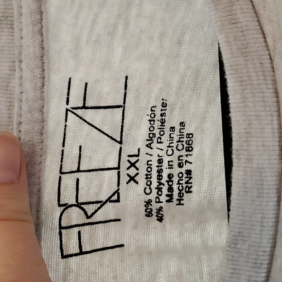 NASA Short Sleeve Crop Top - Picture 3 of 3